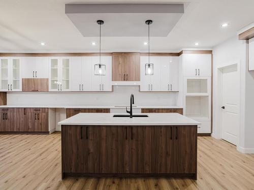 676 Astoria Way, Devon, AB - Indoor Photo Showing Kitchen