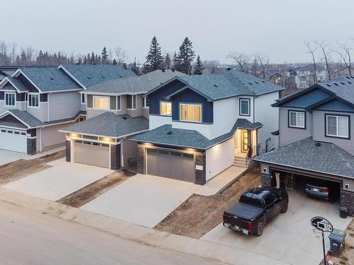 680 Astoria Wy, Devon, AB 