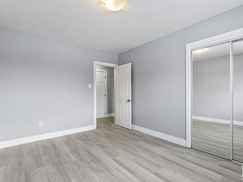 8 6135 98 Avenue, Edmonton, AB - Indoor Photo Showing Other Room