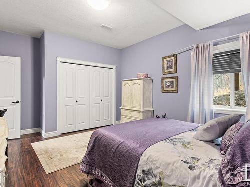 37 55312 Rge Road 241, Rural Sturgeon County, AB - Indoor Photo Showing Bedroom