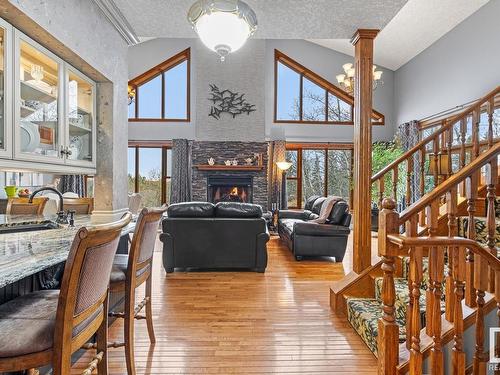 37 55312 Rge Road 241, Rural Sturgeon County, AB - Indoor With Fireplace