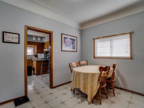 9531 109A Avenue, Edmonton, AB - Indoor Photo Showing Dining Room