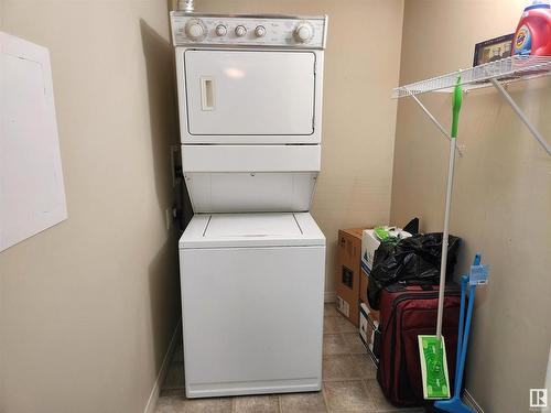 421 13907 136 Street, Edmonton, AB - Indoor Photo Showing Laundry Room