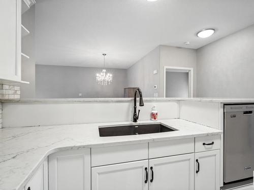 4408 Mccrae Avenue, Edmonton, AB - Indoor Photo Showing Kitchen