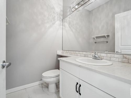 4408 Mccrae Avenue, Edmonton, AB - Indoor Photo Showing Bathroom