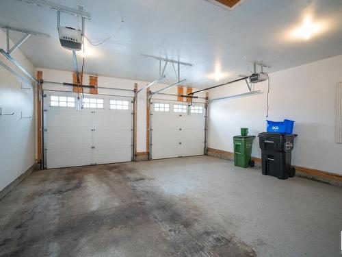 4408 Mccrae Avenue, Edmonton, AB - Indoor Photo Showing Garage