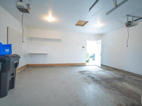 4408 Mccrae Avenue, Edmonton, AB - Indoor Photo Showing Garage