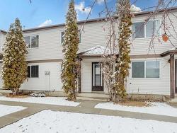 5418 146 AV NW  Edmonton, AB T5A 4L6