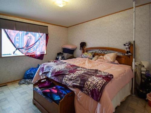 50, 54222 Rge Rd 25, Rural Lac Ste. Anne County, AB - Indoor Photo Showing Bedroom