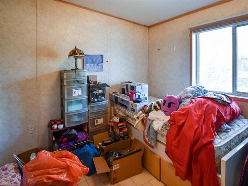 50, 54222 Rge Rd 25, Rural Lac Ste. Anne County, AB - Indoor Photo Showing Bedroom