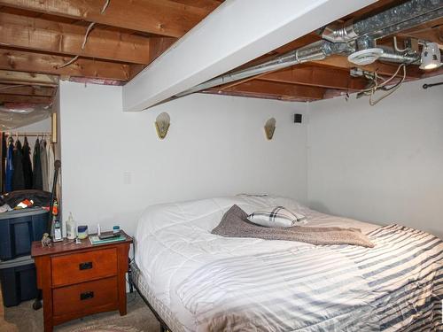 4708 50 Street, Myrnam, AB - Indoor Photo Showing Bedroom