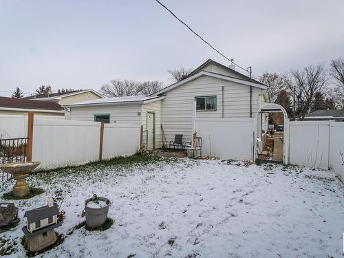 4708 50 Street, Myrnam, AB - Outdoor