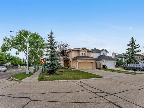 3819 44 St Nw, Edmonton, AB 