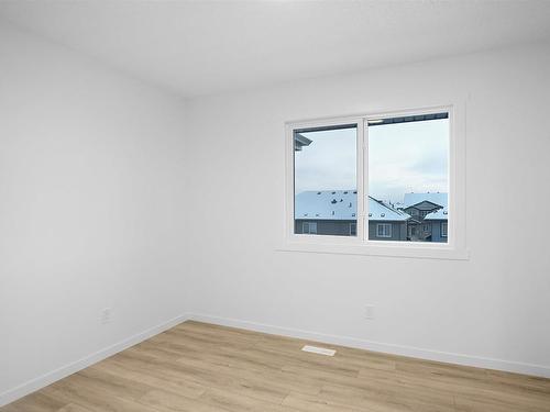 22829 84 Avenue, Edmonton, AB - Indoor Photo Showing Other Room