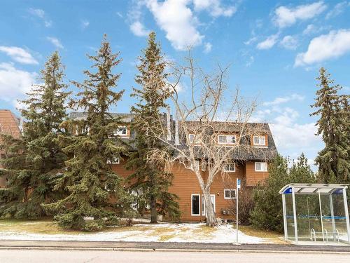 5957 40 Avenue, Edmonton, AB - Outdoor With View