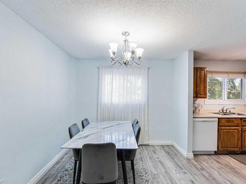 5957 40 Avenue, Edmonton, AB - Indoor Photo Showing Dining Room