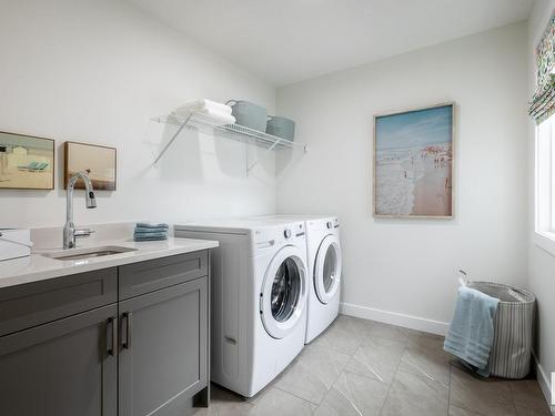 21312 38 Avenue, Edmonton, AB - Indoor Photo Showing Laundry Room