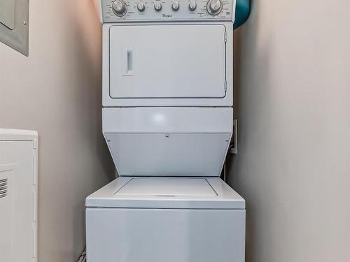 331 390 Windermere Road Nw, Edmonton, AB - Indoor Photo Showing Laundry Room