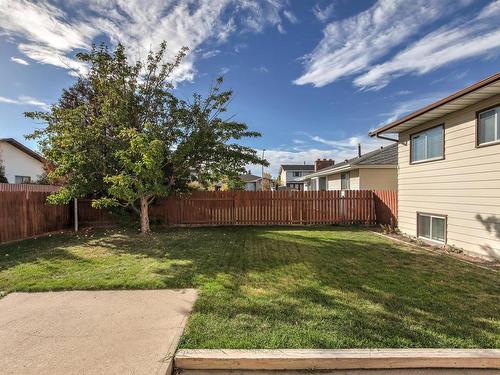 2111 104B Street, Edmonton, AB - Outdoor