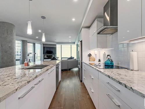 801 11969 Jasper Avenue, Edmonton, AB - Indoor Photo Showing Kitchen With Double Sink With Upgraded Kitchen