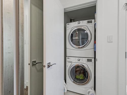 801 11969 Jasper Avenue, Edmonton, AB - Indoor Photo Showing Laundry Room