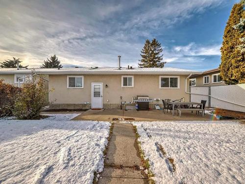 15019 88A St Nw, Edmonton, AB 