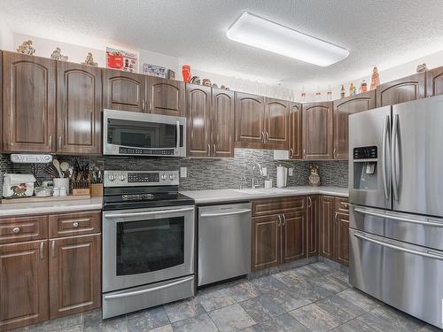 5949 189 Street Nw, Edmonton, AB - Indoor Photo Showing Kitchen