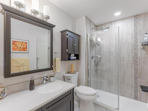 5949 189 Street Nw, Edmonton, AB - Indoor Photo Showing Bathroom