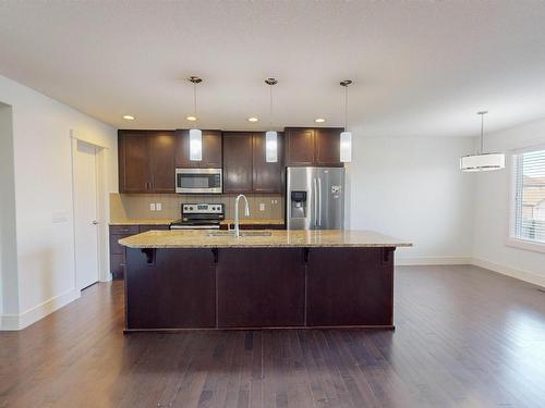 608 41 Ave, Edmonton, AB - Indoor Photo Showing Kitchen With Stainless Steel Kitchen With Upgraded Kitchen