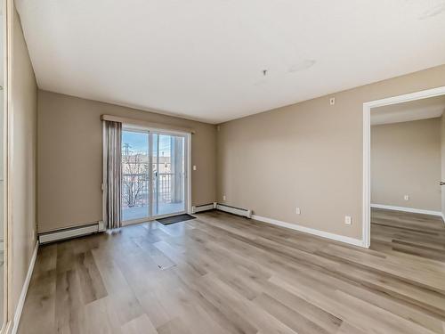 212 245 Edwards Drive, Edmonton, AB - Indoor Photo Showing Other Room