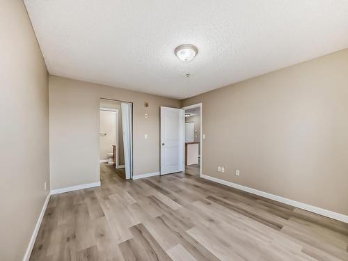 212 245 Edwards Drive, Edmonton, AB - Indoor Photo Showing Other Room