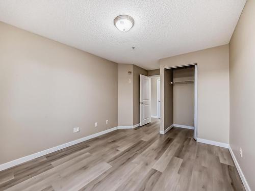 212 245 Edwards Drive, Edmonton, AB - Indoor Photo Showing Other Room