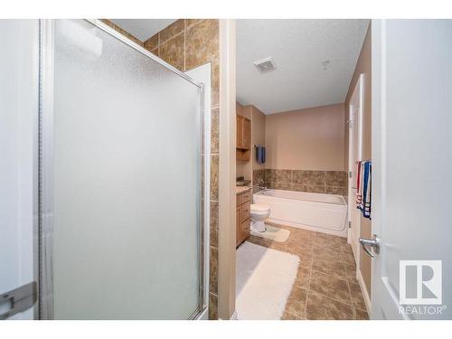 318 1406 Hodgson Way, Edmonton, AB - Indoor Photo Showing Bathroom