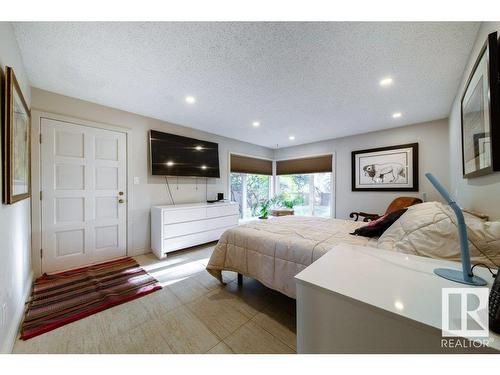 4 14812 45 Avenue, Edmonton, AB - Indoor Photo Showing Bedroom