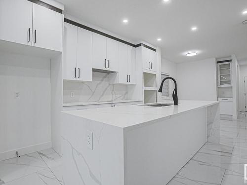 13920 109B Avenue, Edmonton, AB - Indoor Photo Showing Kitchen