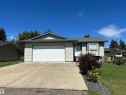 5314 52 Avenue, Elk Point, AB  - Outdoor 