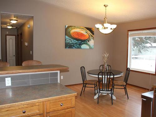 5314 52 Avenue, Elk Point, AB - Indoor Photo Showing Dining Room