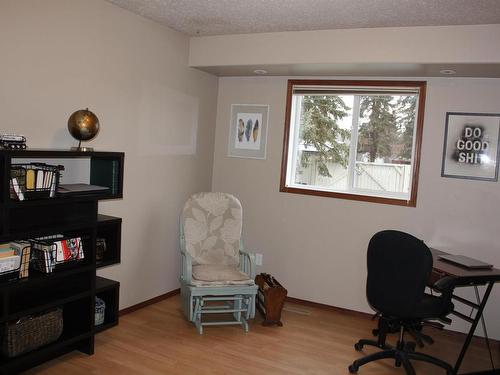 5314 52 Avenue, Elk Point, AB - Indoor Photo Showing Other Room