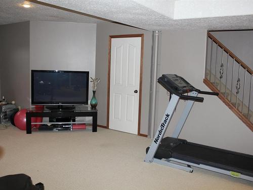 5314 52 Avenue, Elk Point, AB - Indoor Photo Showing Gym Room