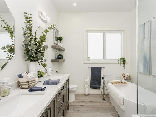 296 165 Avenue, Edmonton, AB - Indoor Photo Showing Bathroom