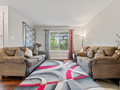 1623 33A Street, Edmonton, AB - Indoor Photo Showing Living Room