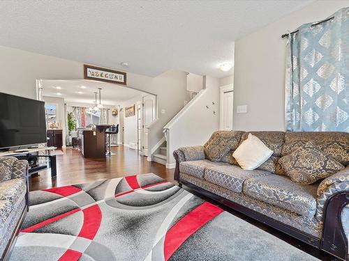 1623 33A Street, Edmonton, AB - Indoor Photo Showing Living Room