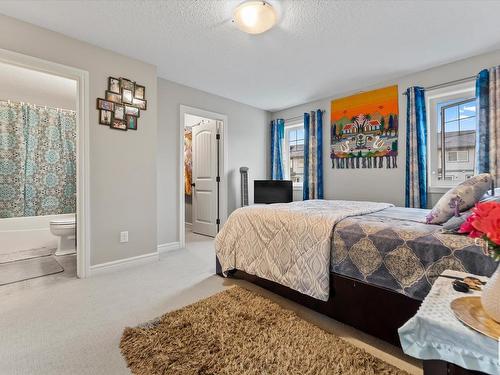 1623 33A Street, Edmonton, AB - Indoor Photo Showing Bedroom