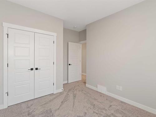 20 Hull Wynd, Spruce Grove, AB - Indoor Photo Showing Other Room