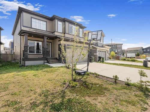 8607 Mayday Wd Sw, Edmonton, AB 