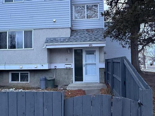 46 Mcleod Place, Edmonton, AB 