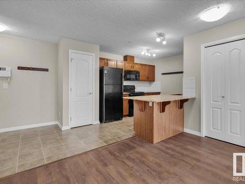 210 273 Charlotte Way, Sherwood Park, AB - Indoor Photo Showing Kitchen