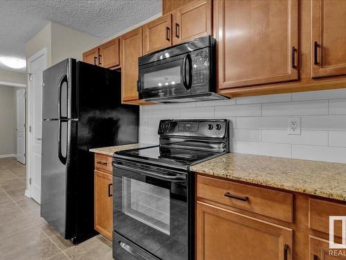 210 273 Charlotte Way, Sherwood Park, AB - Indoor Photo Showing Kitchen