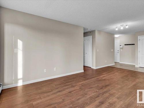 210 273 Charlotte Way, Sherwood Park, AB - Indoor Photo Showing Other Room