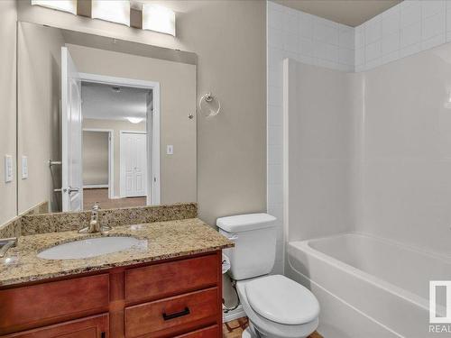 210 273 Charlotte Way, Sherwood Park, AB - Indoor Photo Showing Bathroom